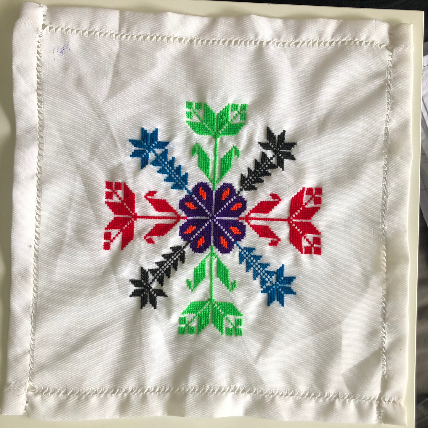 Handkerchief 25