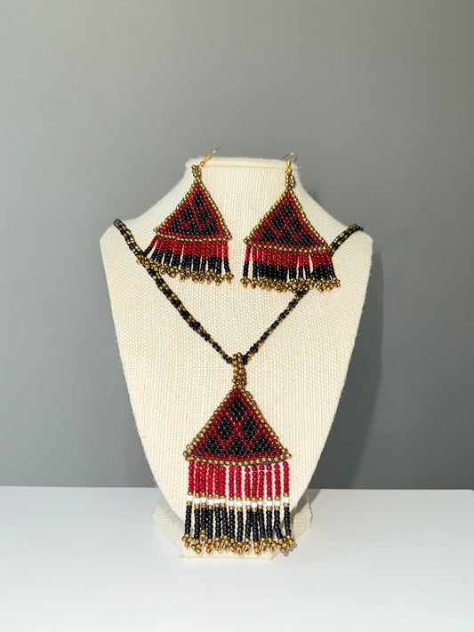HH: Hand-Beaded Jewelry Set
