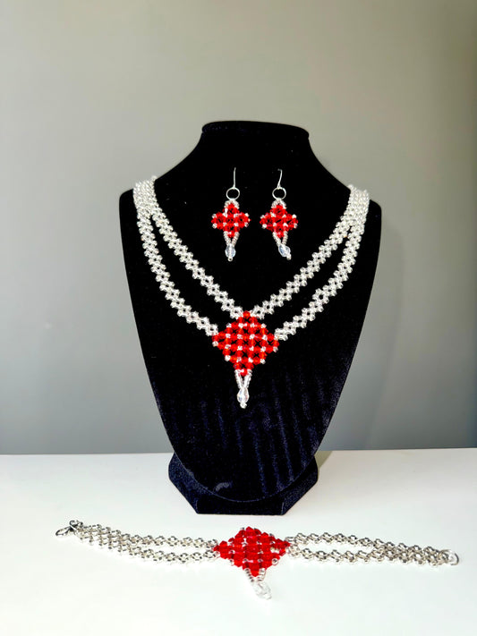 HH: 3-Piece Beaded Jewelry Set
