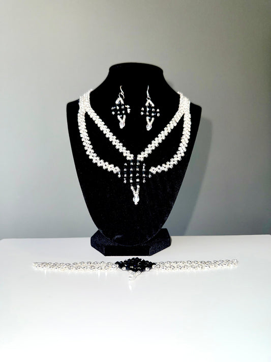 HH: 3-Piece Beaded Jewelry Set