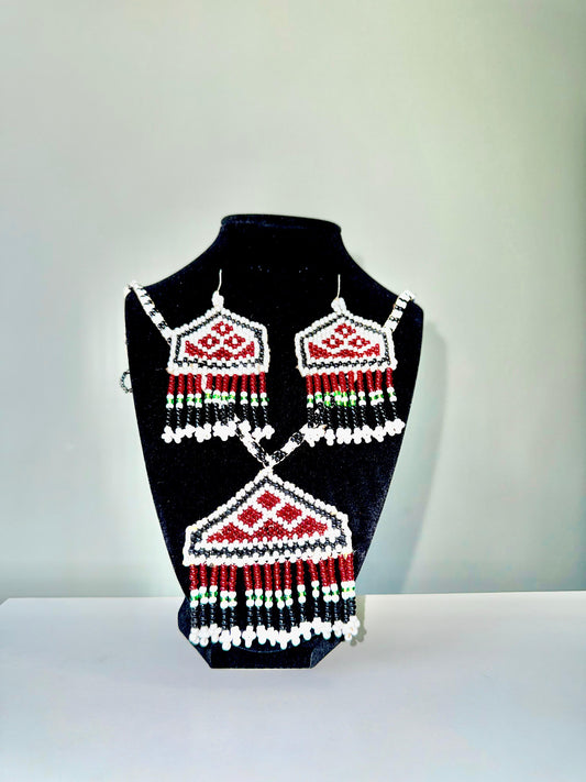 HH: Hand Beaded Jewelry Set