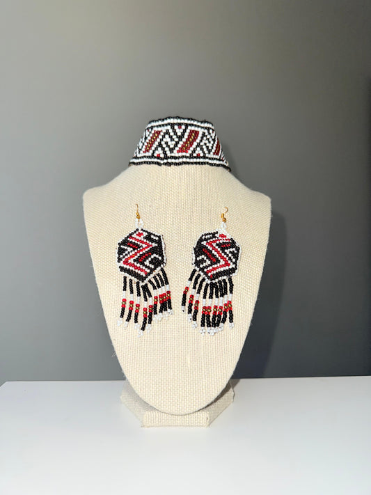 HH: Hand Beaded Jewelry Set