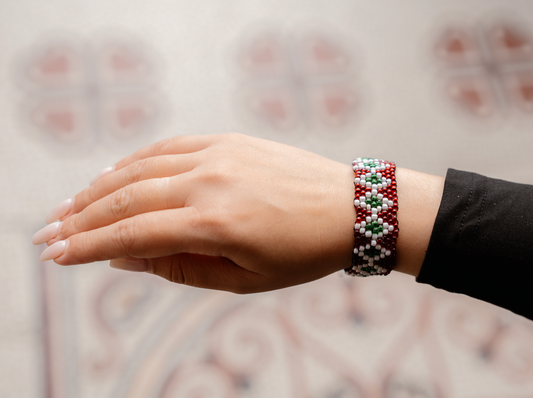 Hoori Handmade Floral Beaded Bracelet