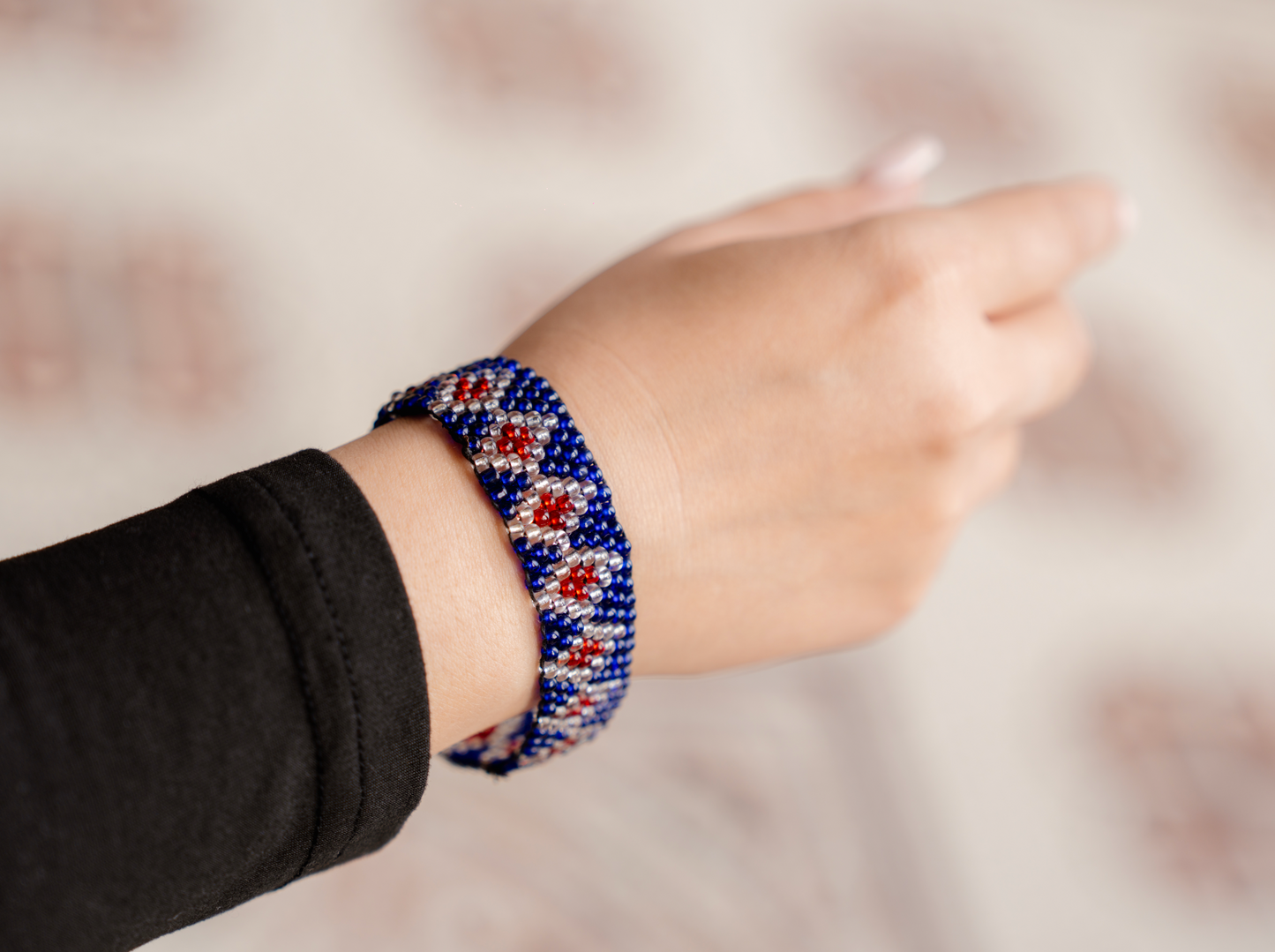 Hoori Handmade Floral Beaded Bracelet